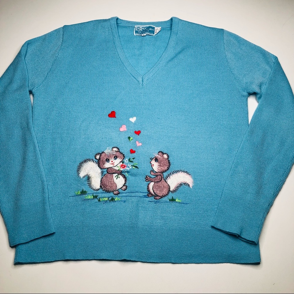 VTG 50s 60s Women’s Le Roy Pullover Sweater Baby Blue Embroidered OOAK Squirrels